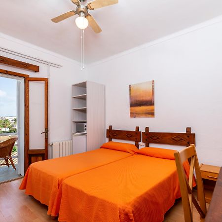 Hostal Residencia San Francisco Portocolom  Eksteriør bilde