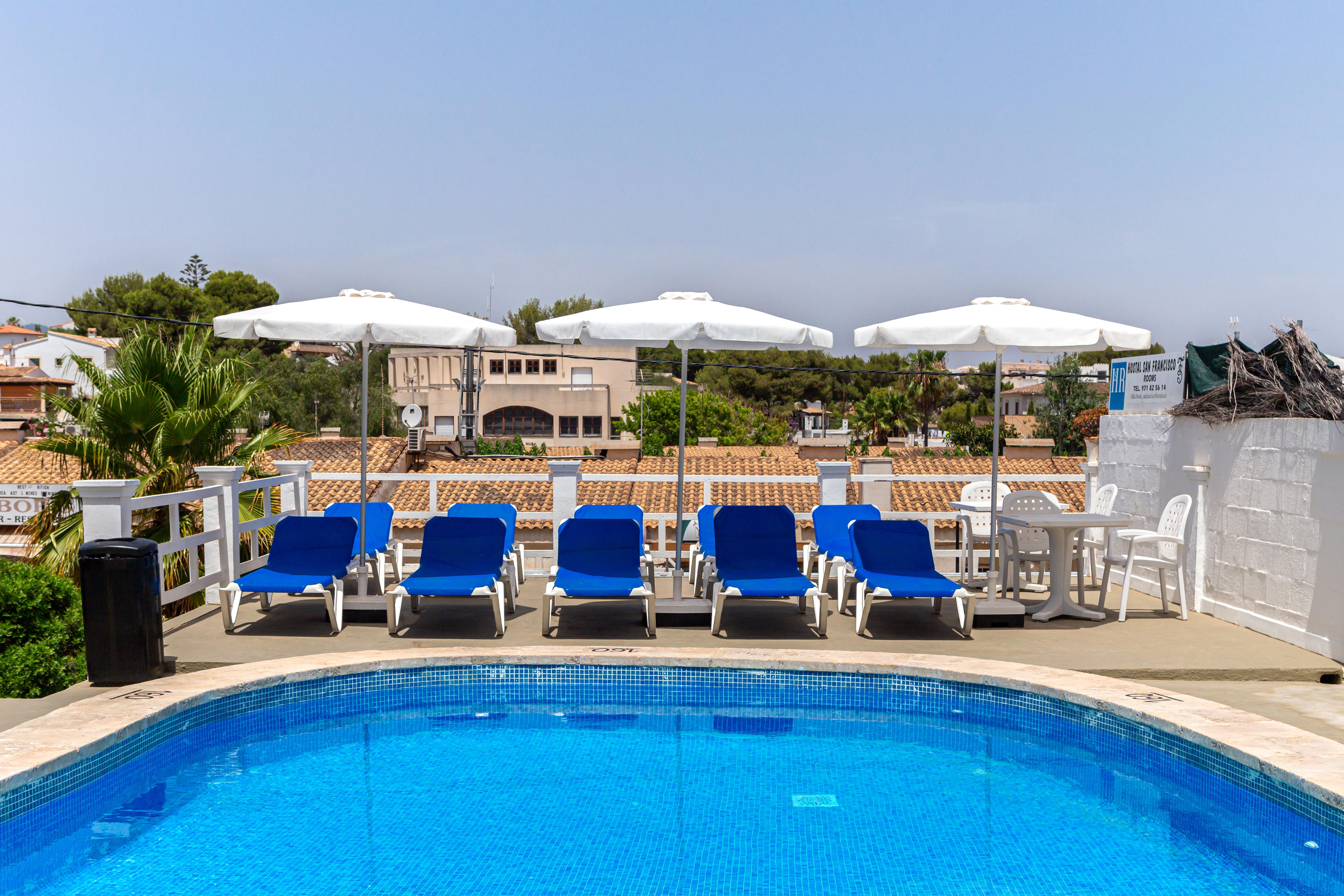 Hostal Residencia San Francisco Portocolom  Eksteriør bilde